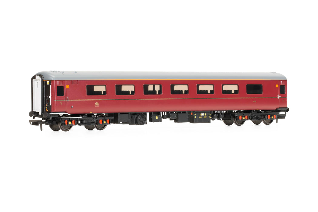 Hornby R40374 EWS Business Coach Pack - Era 10 Rolling Stock - Coaches for Model Railway Sets
