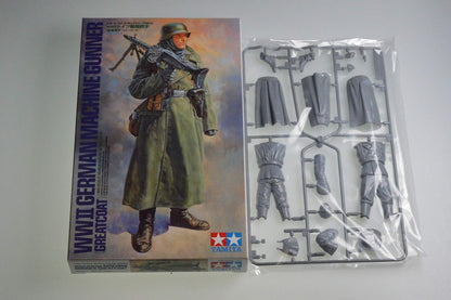 Tamiya 36306 - con 1:16 Ger.Soldat MG