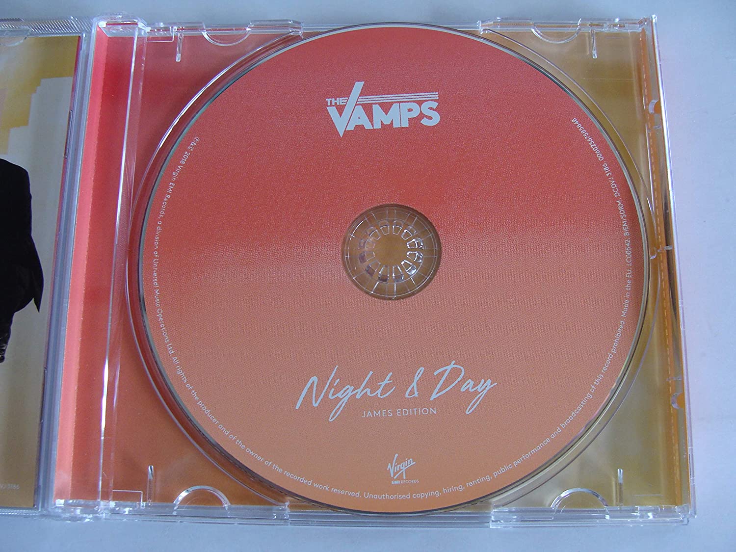Night & Day : James Edition