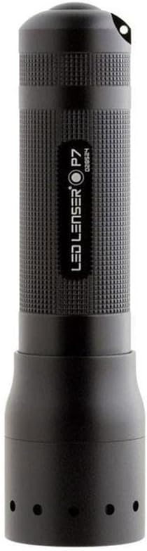 Ledlenser P7 Taschenlampe Box mit Amazon Basics Batterien mit AmazonBasics Batterien