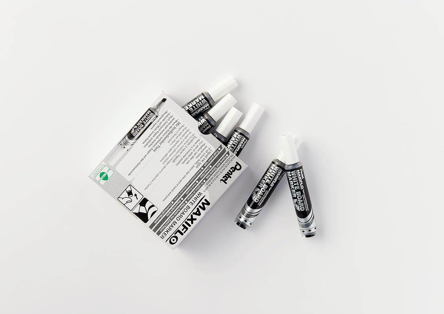 Pentel Maxiflo Dry Wipe Chisel Tip Marker - Black (Pack of 12