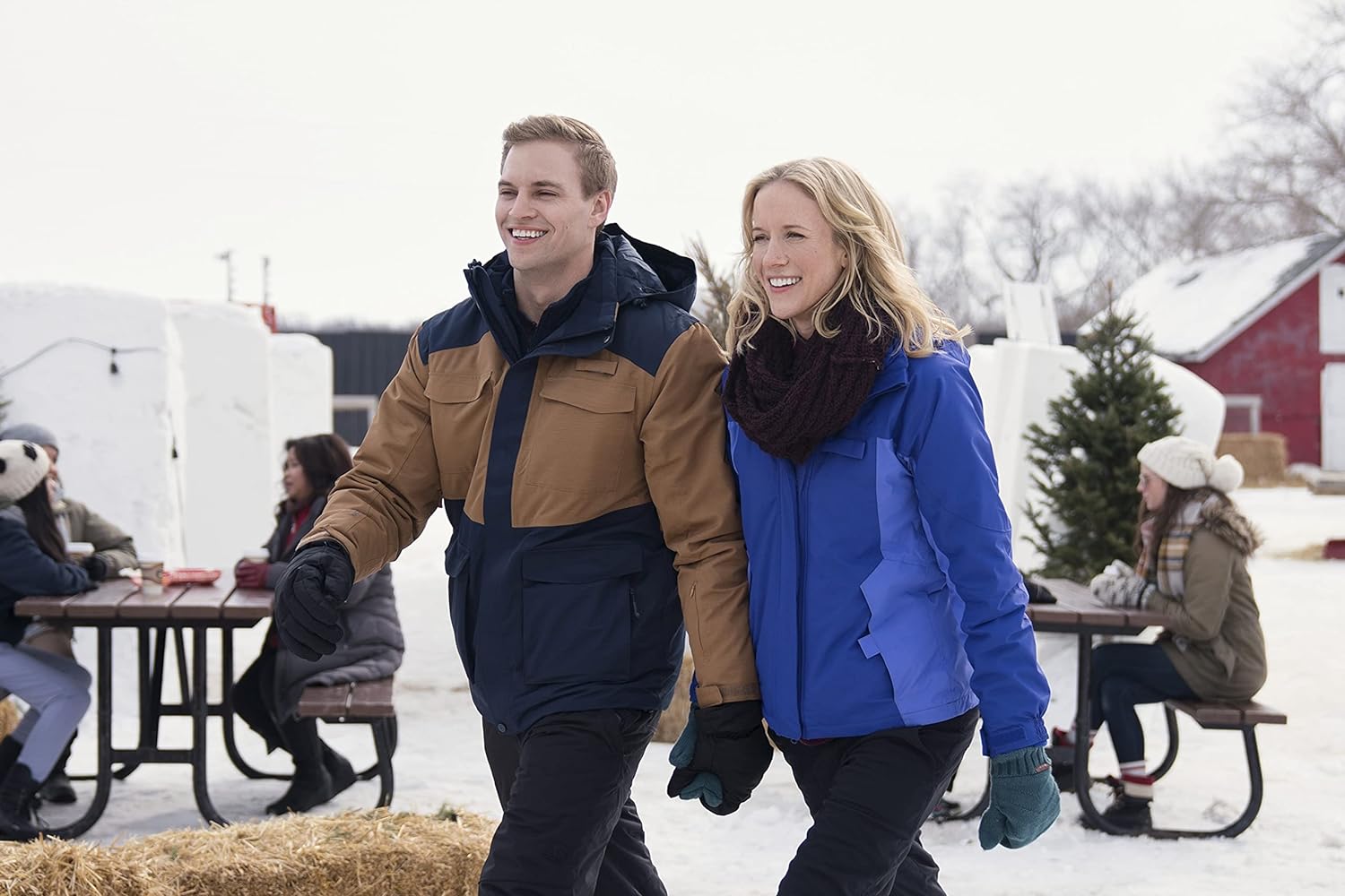 Hallmark 2-Movie Collection: Amazing Winter Romance & Snowkissed
