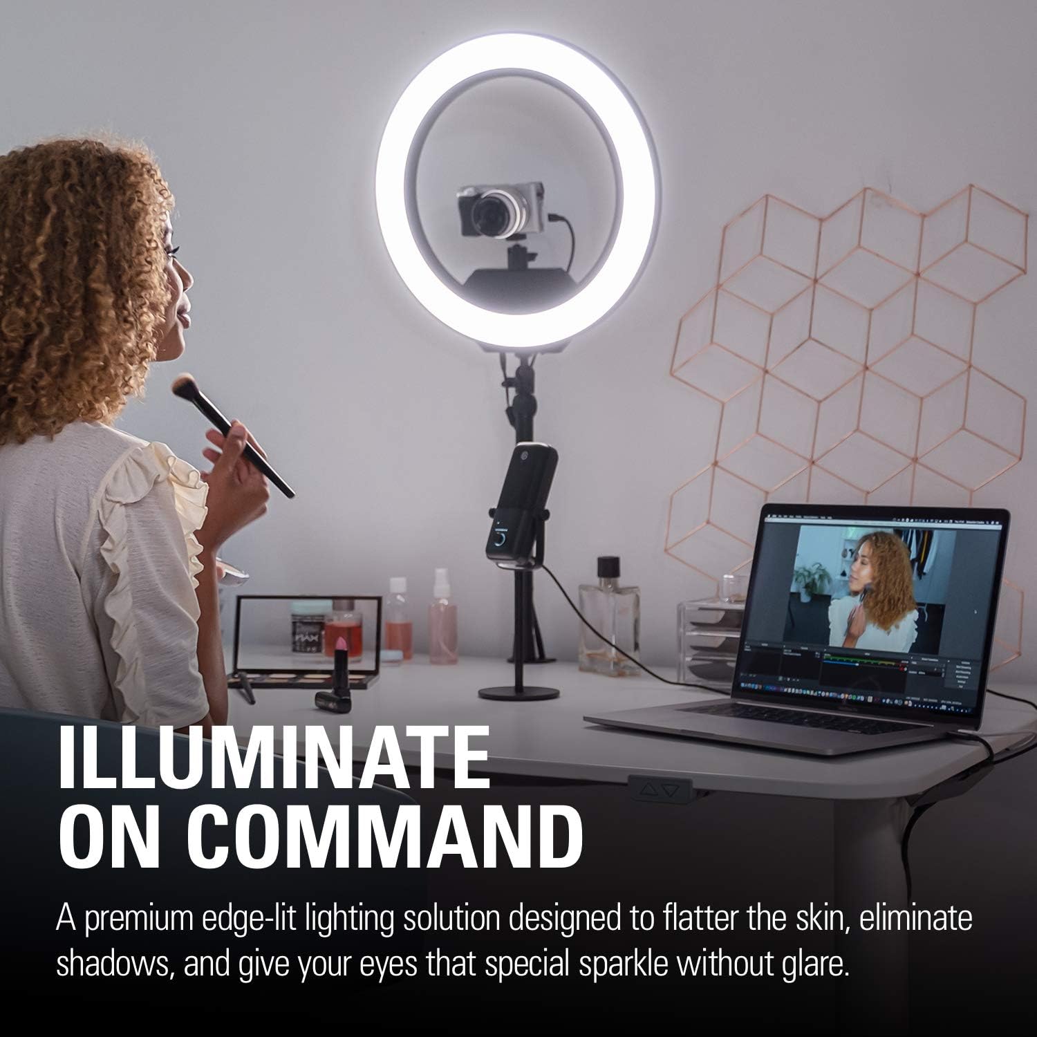 Elgato Ring Light - Premium 2500 lumens Light with desk clamp and ball mount for Streaming, TikTok, Instagram, Home Office, Temperature and Brightness app-adjustable on Mac, PC, iOS, Android Single