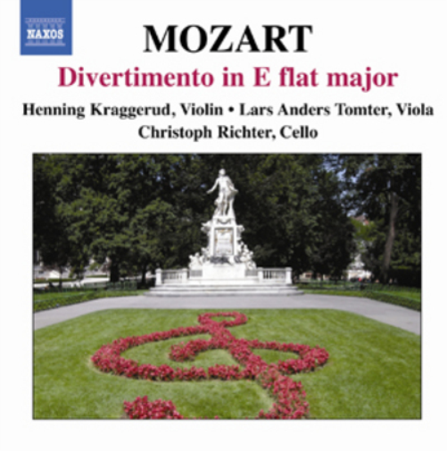 Mozart: Divertimento in E Flat Major